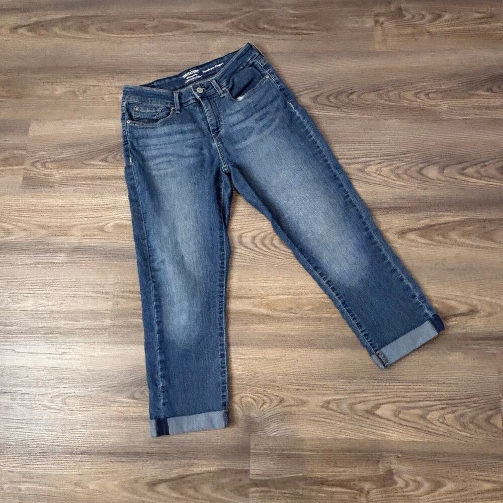 Levi Strauss Signature Modern Capri Women’s Size 6 W28 Cuffed Stretch Jeans